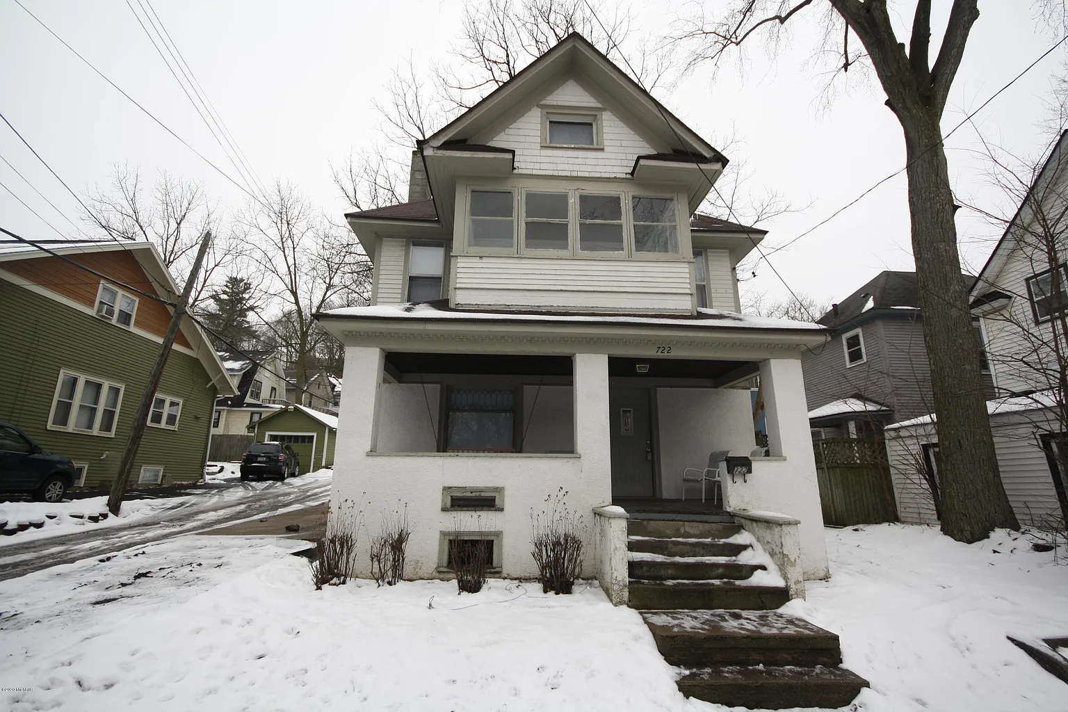 722 Davis St photo 1