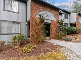 10 Pheasant Run #B, Smithfield, RI 02917