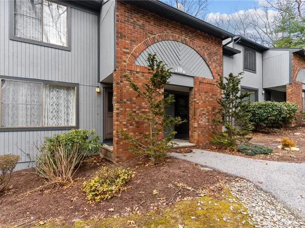 10 Pheasant Run #B, Smithfield, RI 02917