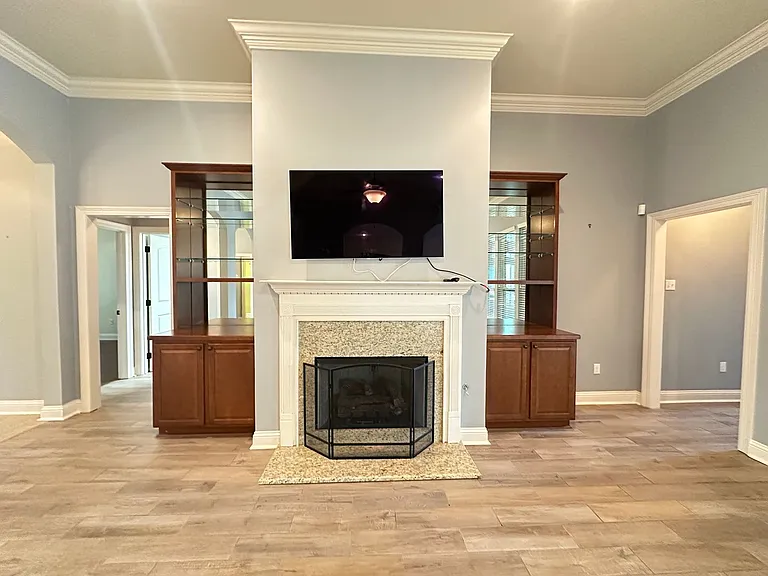 240 Danielle Dr — Photo 6
