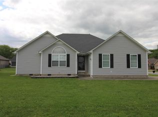 300 White Dogwood Dr, Bowling Green, KY 42101