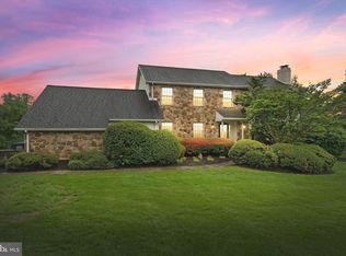 9 Thornberry Ln, Hockessin, DE 19707