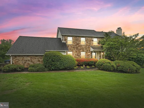 9 Thornberry Ln, Hockessin, DE 19707