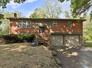 6508 NW Ames Dr, Kansas City, MO 64118
