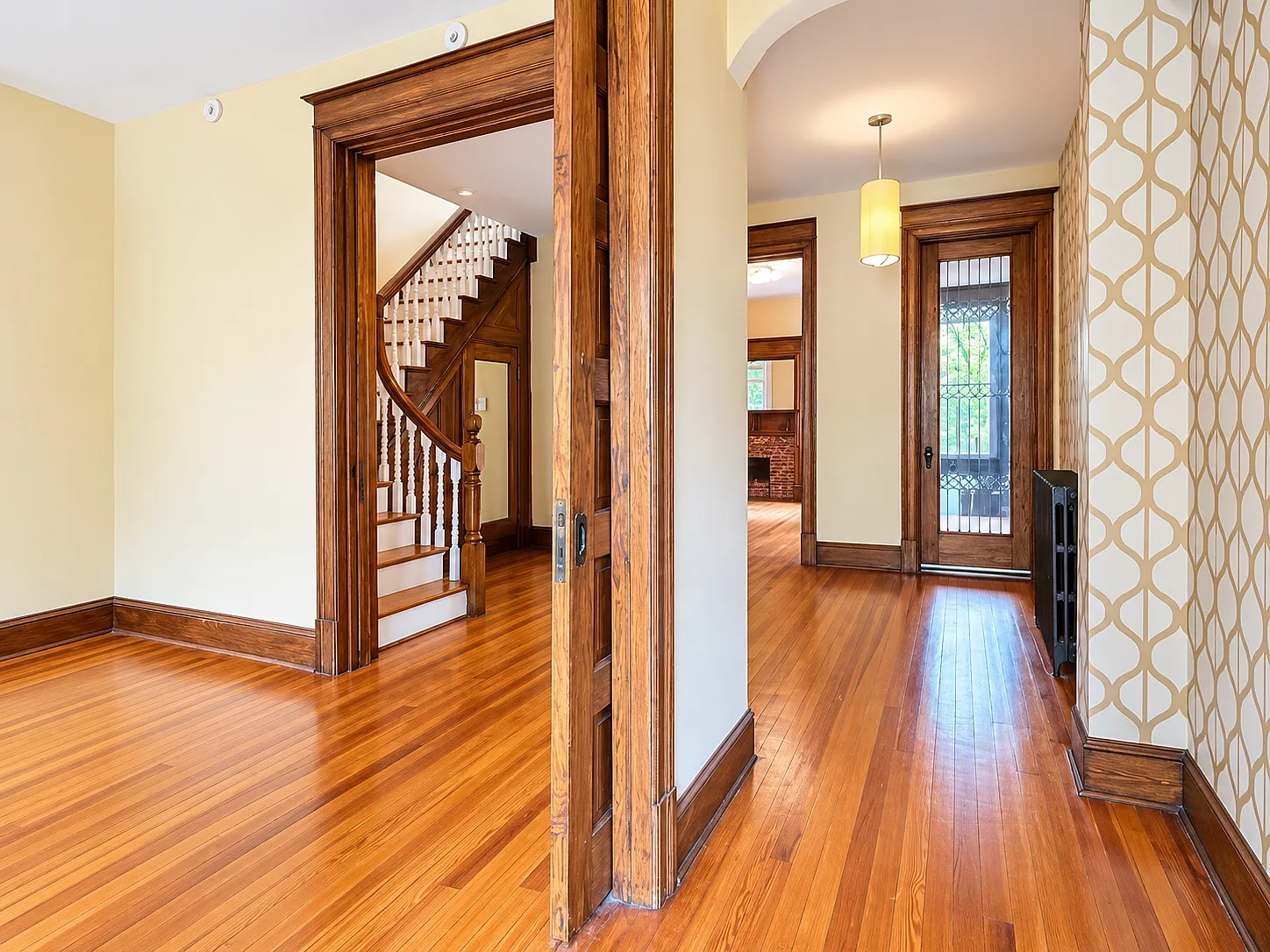 2322 1st St NW — Photo 3