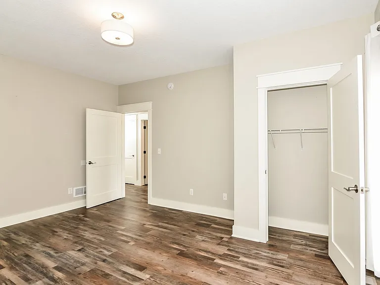 312 61st St SW — Photo 23