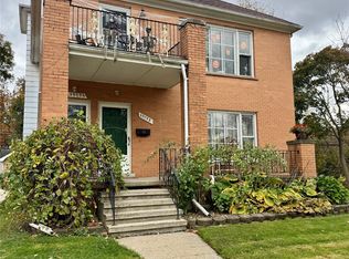 35755 Glenwood Rd, Wayne, MI 48184