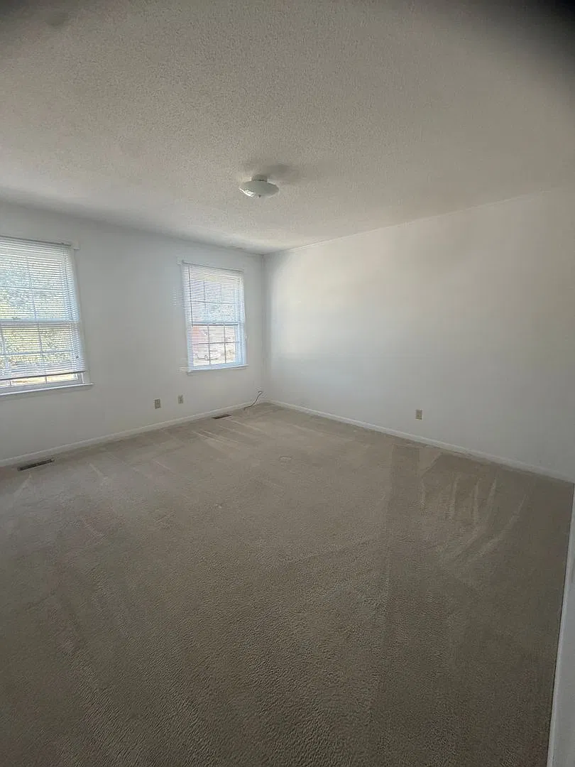 Charming 2bd 1.5ba — Photo 3