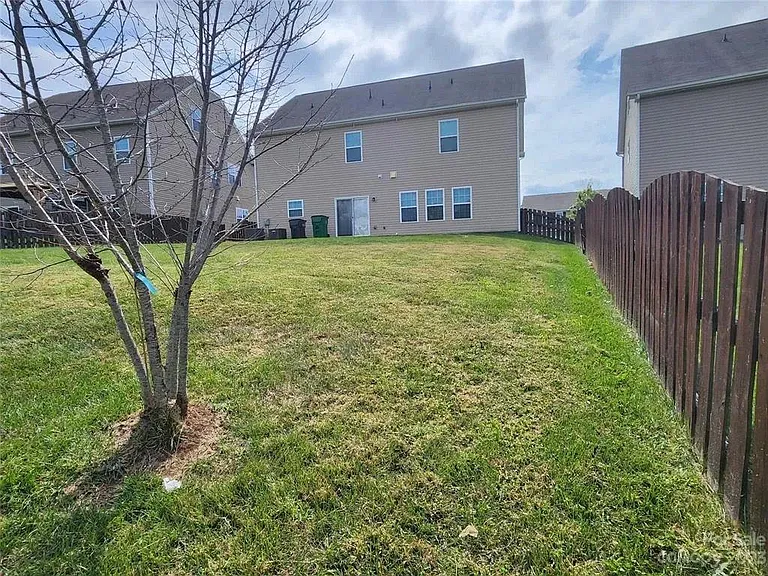 10420 Paisley Abbey Ln — Photo 22