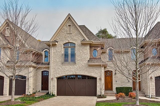 1st image of 1207 Caroline Ct #1207