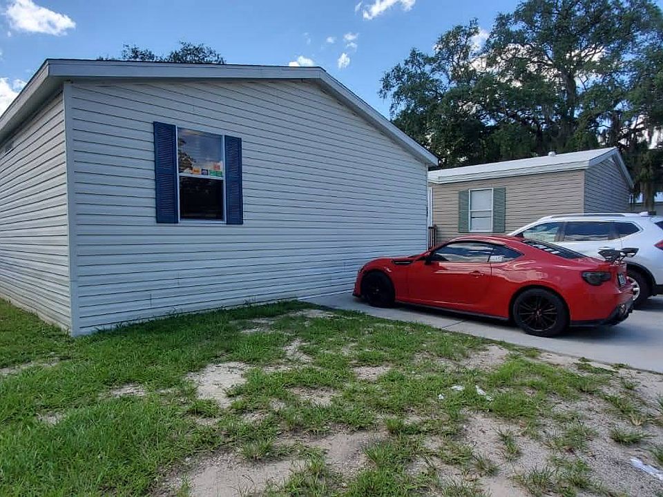 1st image of 11522 Donna Dr #216