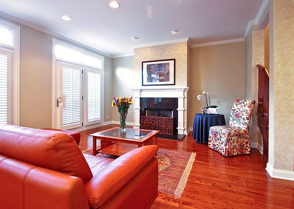 4th image of 1858 Admiral Ct #137