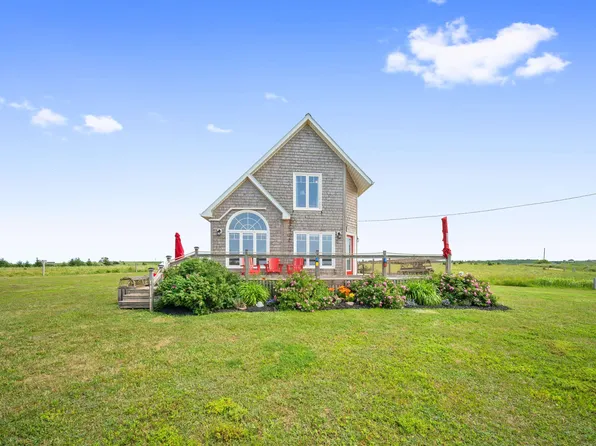 96 Montgomery Ln, Grenville Parish, PE C0B 1M0