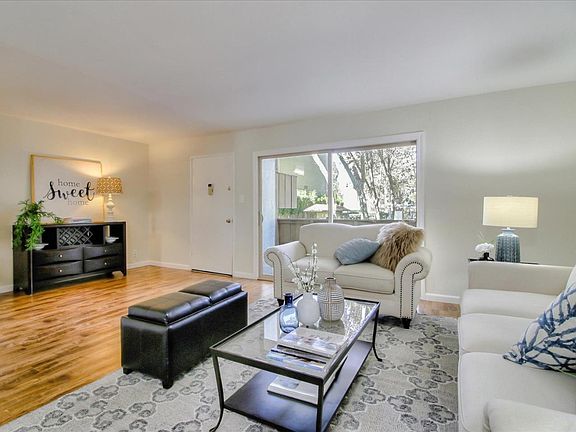 3rd image of 490 Auburn Way APT 1