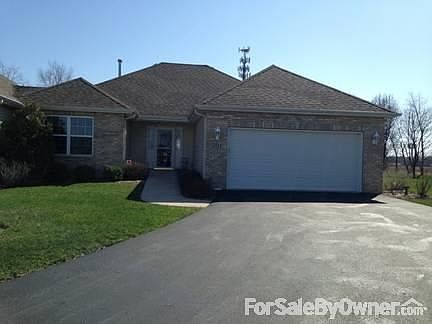 Safe and Friendly Neighborhood
						:
						Sidewalks throughout the neighborhood