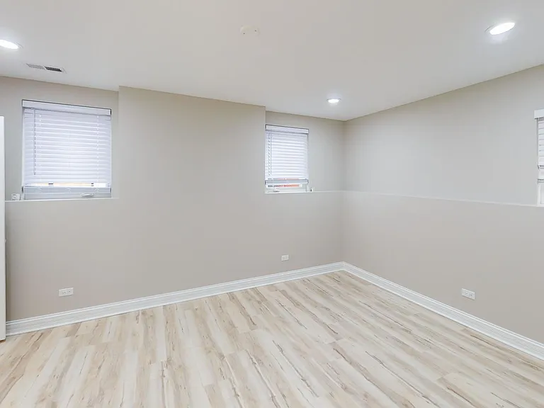 3822 W Huron St #1 — Photo 4