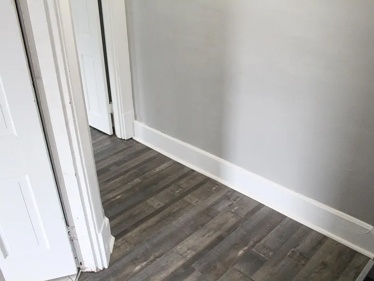 142 N Lancaster St — Photo 17