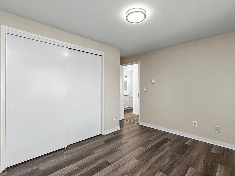 3618 Lombard Ave #202 — Photo 15