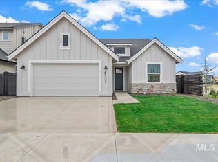 6753 N Magic Mallard Ave, Meridian, ID 83646