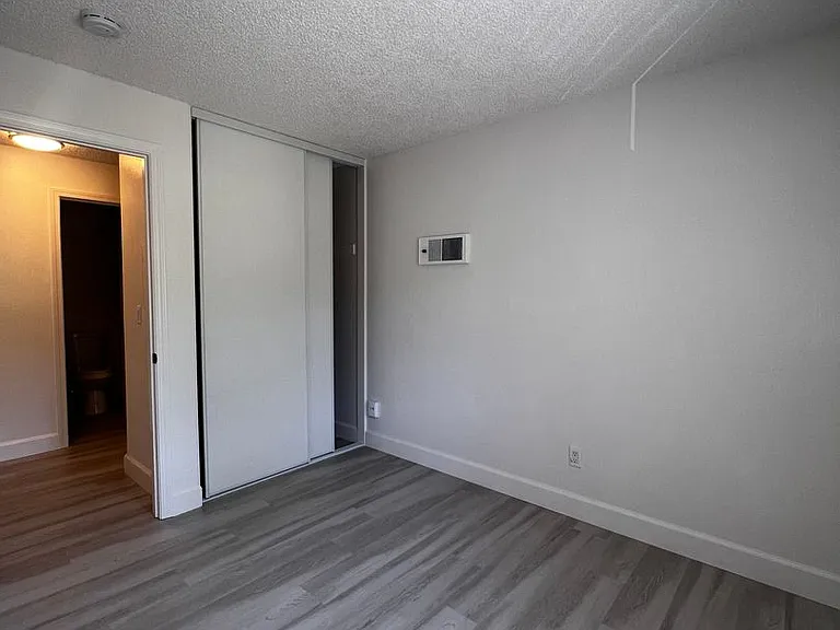 The Ridge Apartments in City Heights — Photo 64