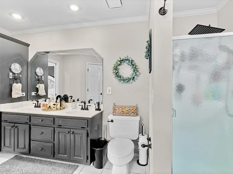 840 E Gaslight Dr — Photo 16