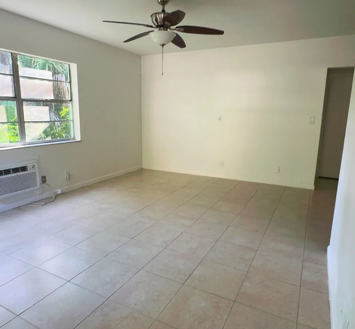1 bed, 600 sqft, $1,050 — Photo 1