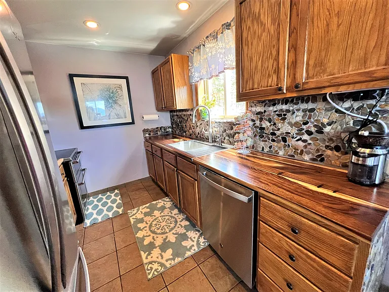 11730 Baca Rd — Photo 7