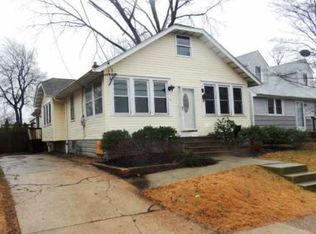 64 W 3rd Ave, Runnemede, NJ 08078