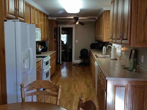 3/4 hardwood,custom cabinets