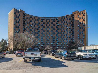 1181 Edgcumbe Rd APT 1201, Saint Paul, MN, 55105