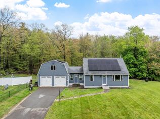 51 Bennett Rd, Fitchburg, MA 01420