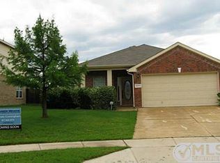 8904 Heartwood Dr, Fort Worth, TX 76244