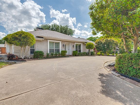 3rd image of 5322 W Mockingbird Ln