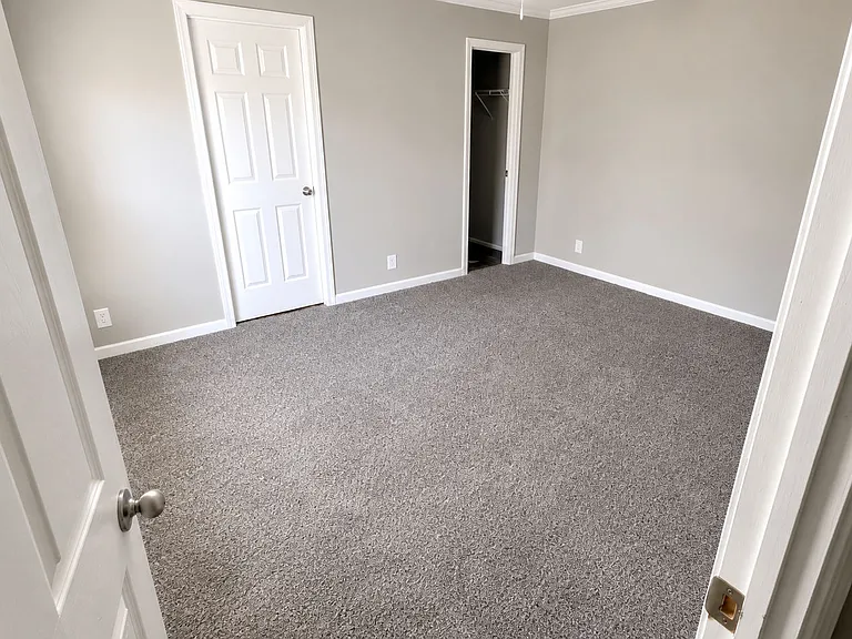 Southern Pines — Photo 15