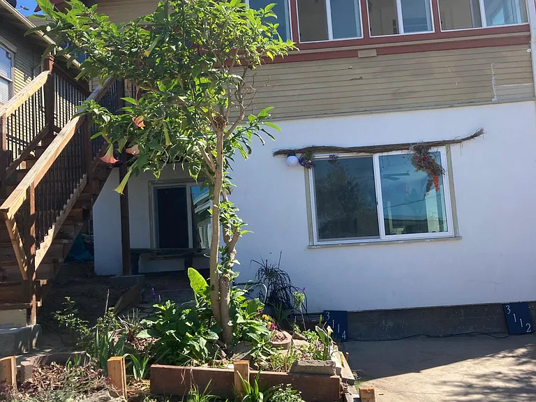 3114 Herriott Ave — Photo 5