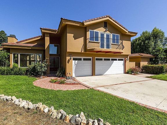 4th image of 5589 N Heatherton Dr