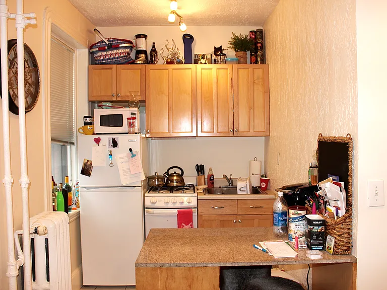 72 Revere St #4 — Photo 10