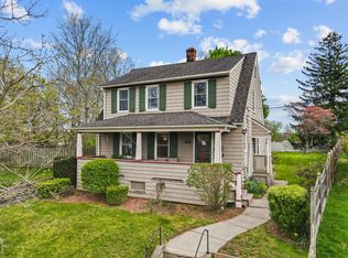 324 Curtis St, Meriden, CT 06450