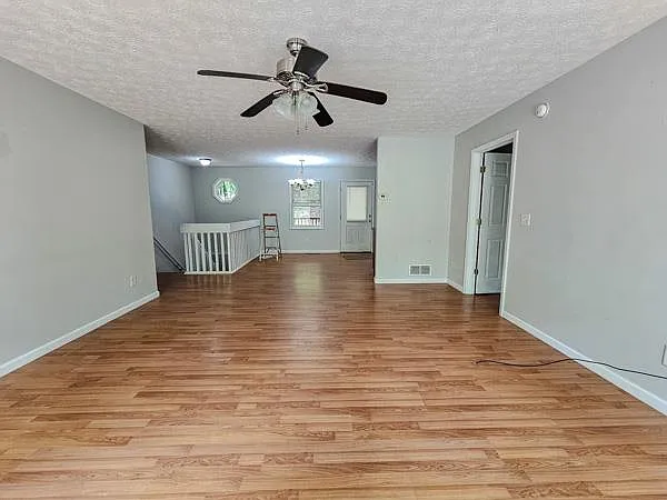 48 Rose Ct — Photo 36