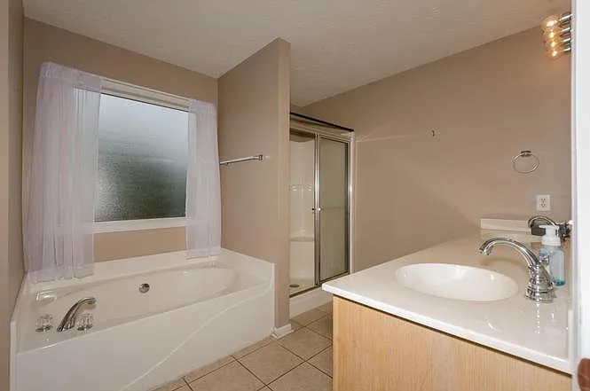 436 Dorchester Pl — Photo 13