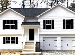 407 Howe Dr, Ruther Glen, VA 22546