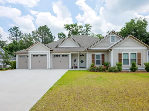 5051 Diamond Dr, Lake Park, GA 31636