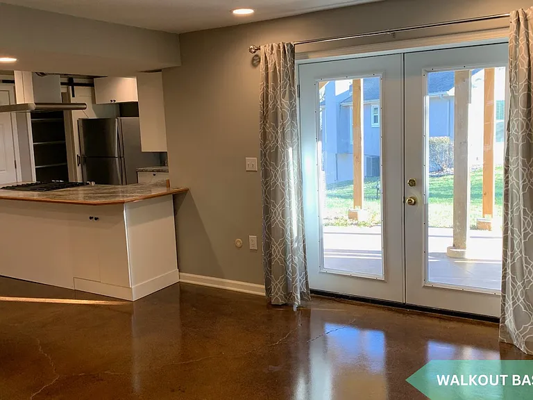 10789 Oakmont St — Photo 16