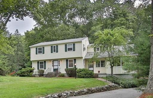 1st image of 130 Marian Dr