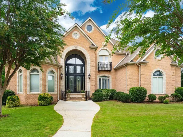 205 Woodbridge Trl, Chelsea, AL 35043