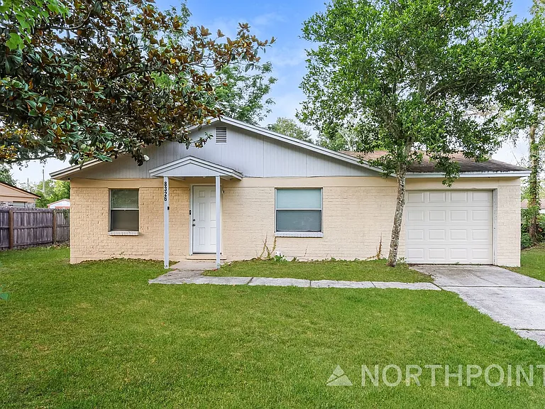 8326 Walden Rd E — Photo 1