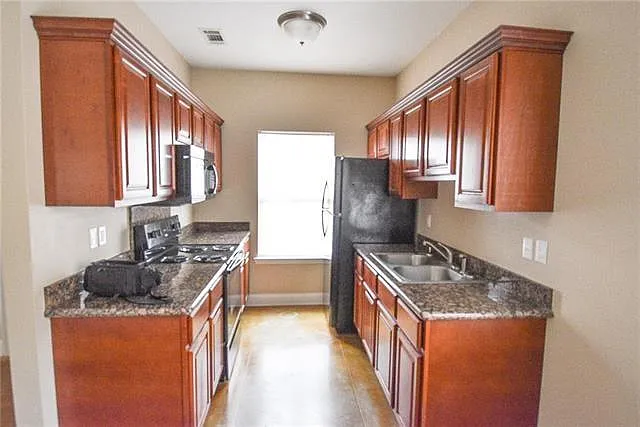 48226 Gabrielle Ct #28 — Photo 4
