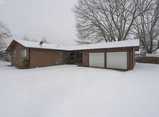 2207 NE 23rd St, Gresham, OR 97030