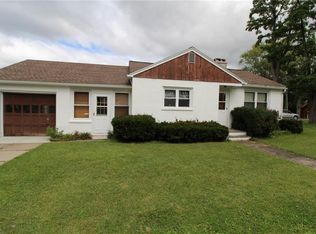 67 Jarvis St, Auburn, NY 13021