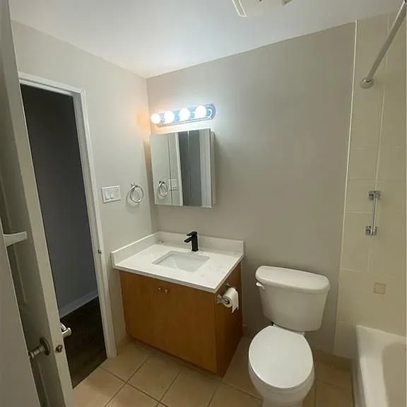 931 Wonderland Rd S #709 — Photo 19